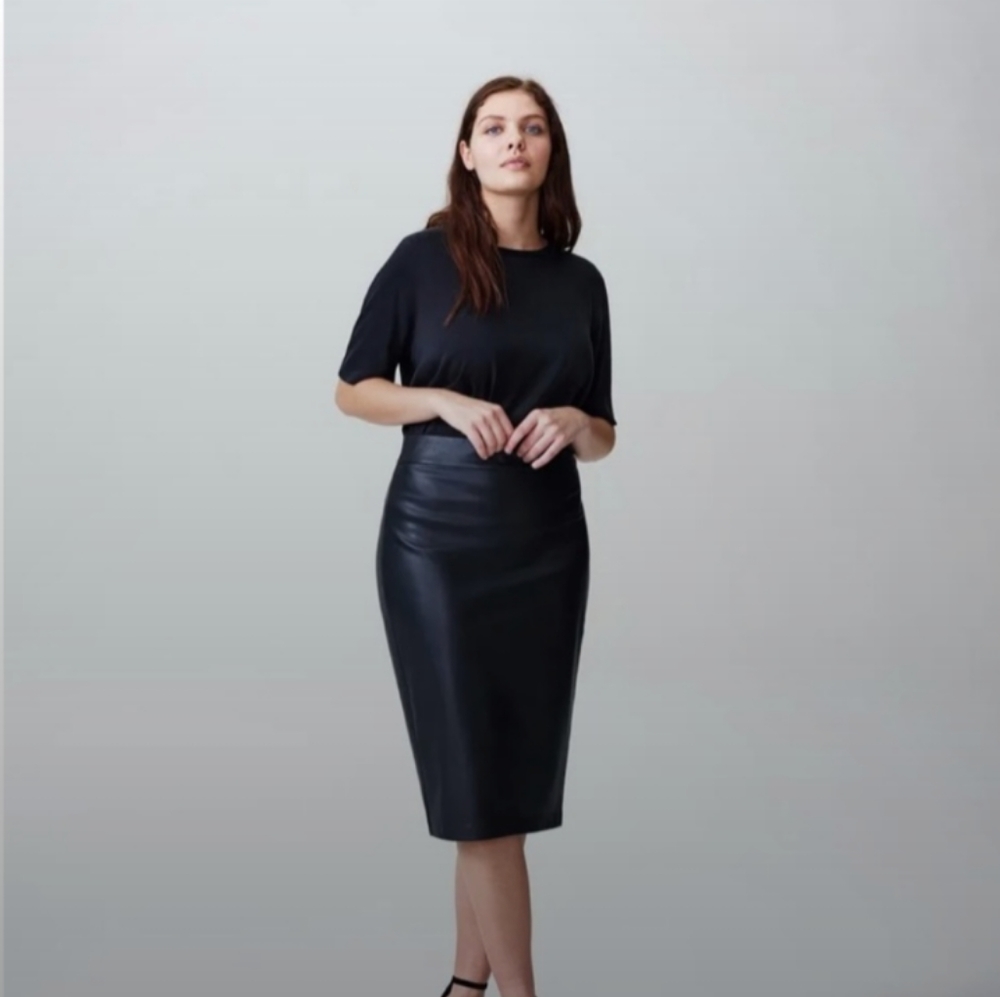 NWT Universal Standard Vegan Leather Pencil Skirt